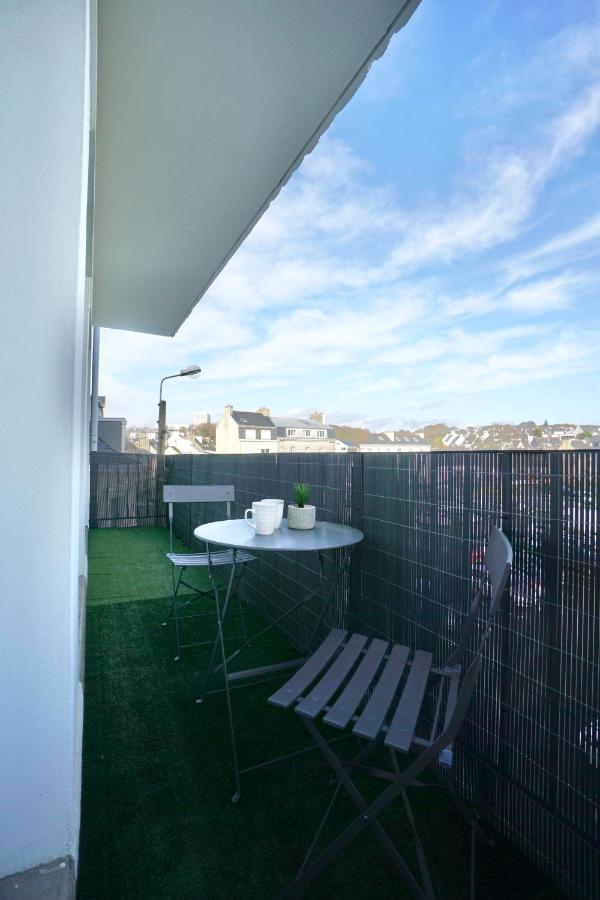 Bulle Marine *Parking*Centre Ville Concarneau Bagian luar foto